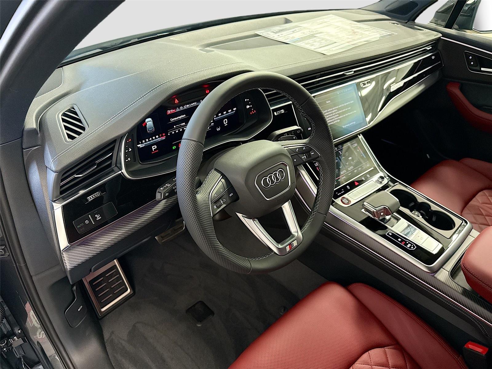 2026 Audi SQ7 Premium Plus