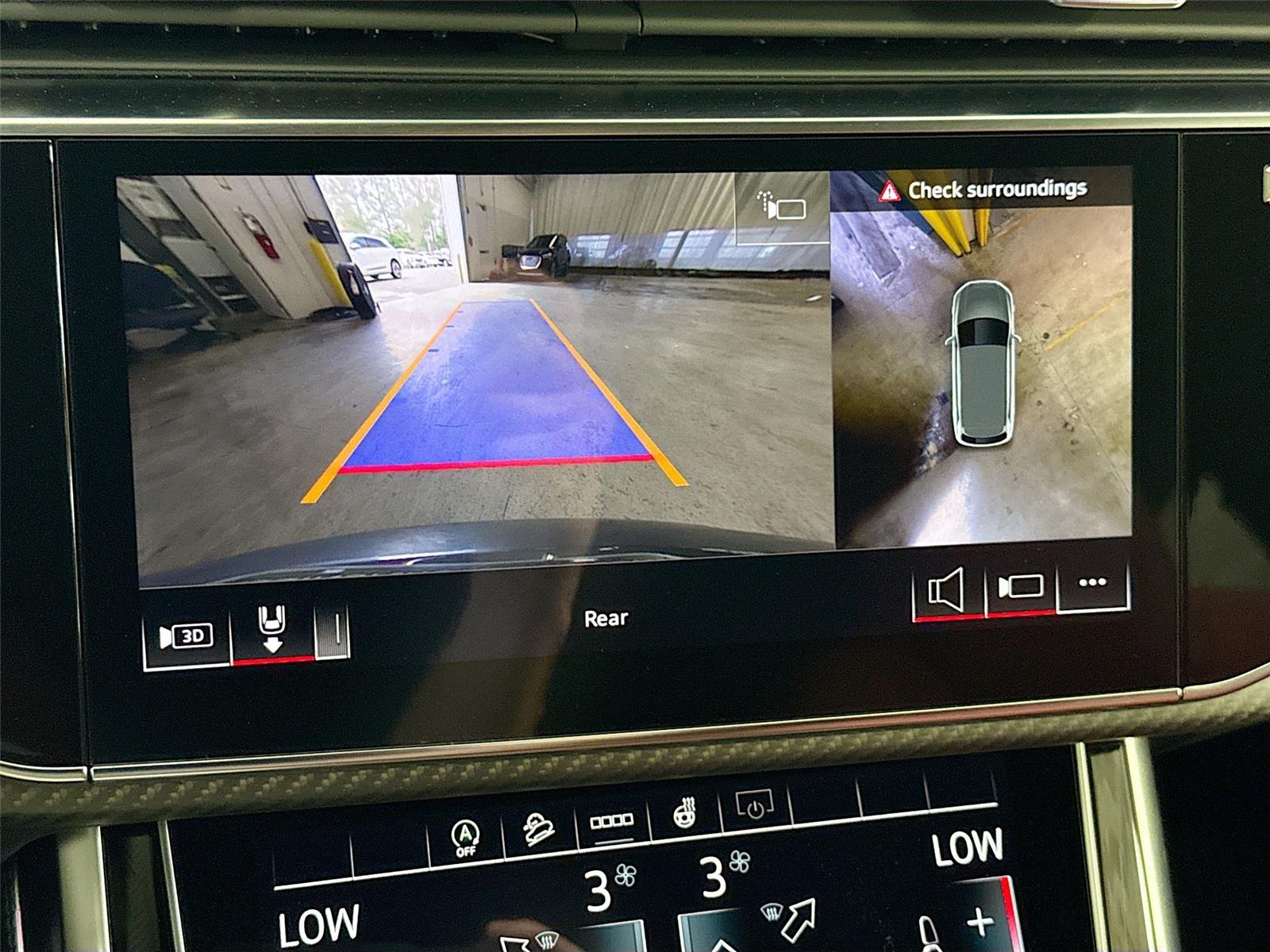 2026 Audi SQ7 Premium Plus