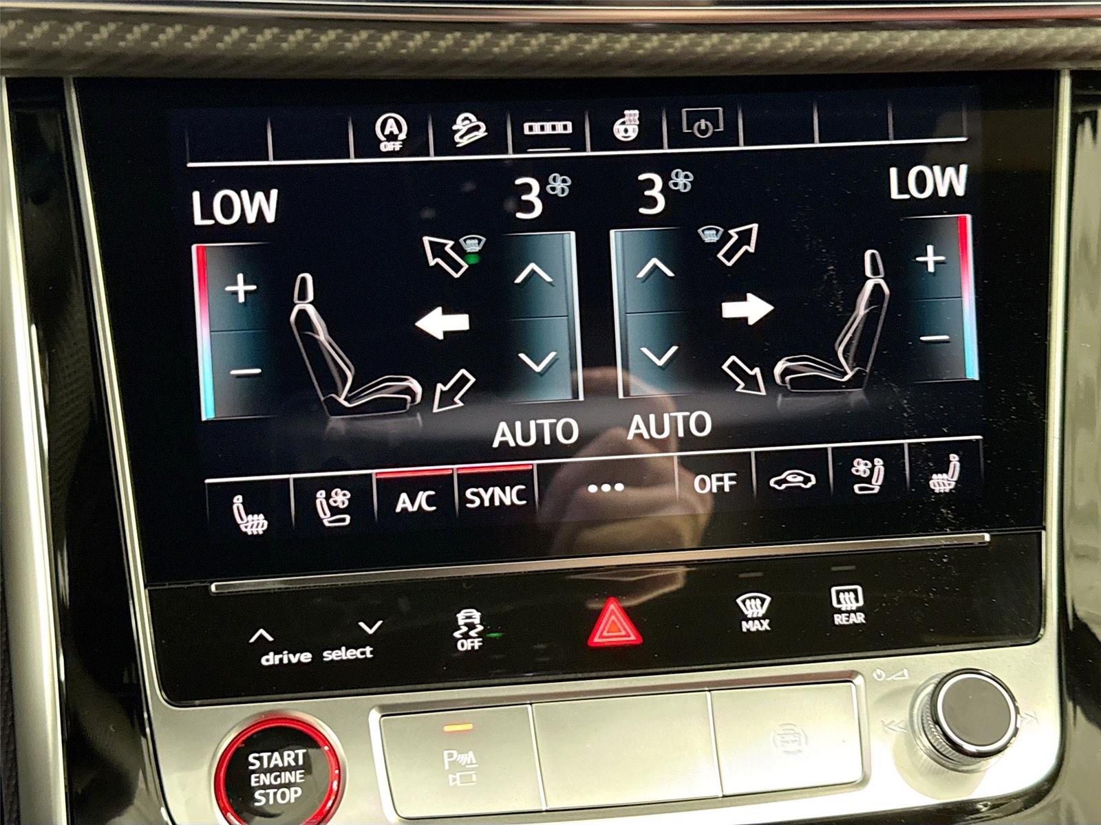 2026 Audi SQ7 Premium Plus