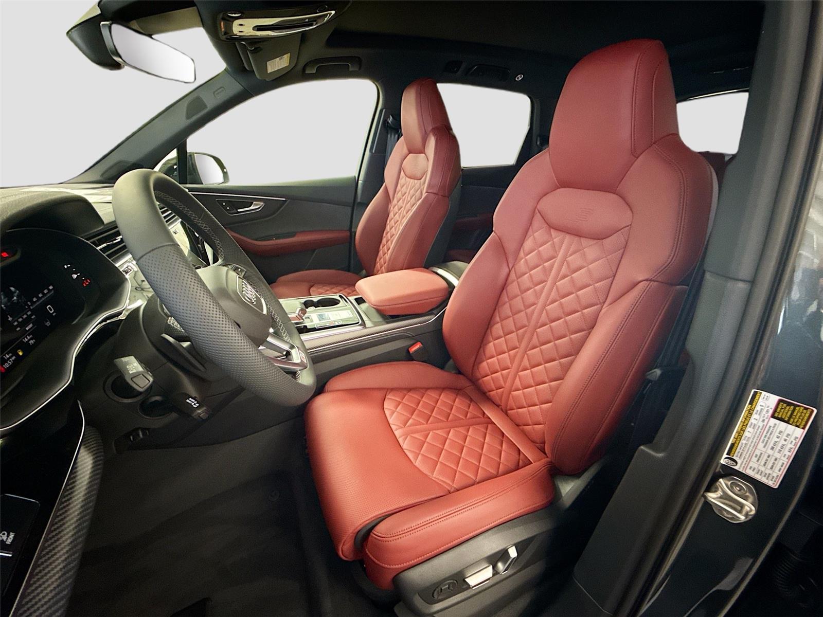 2026 Audi SQ7 Premium Plus