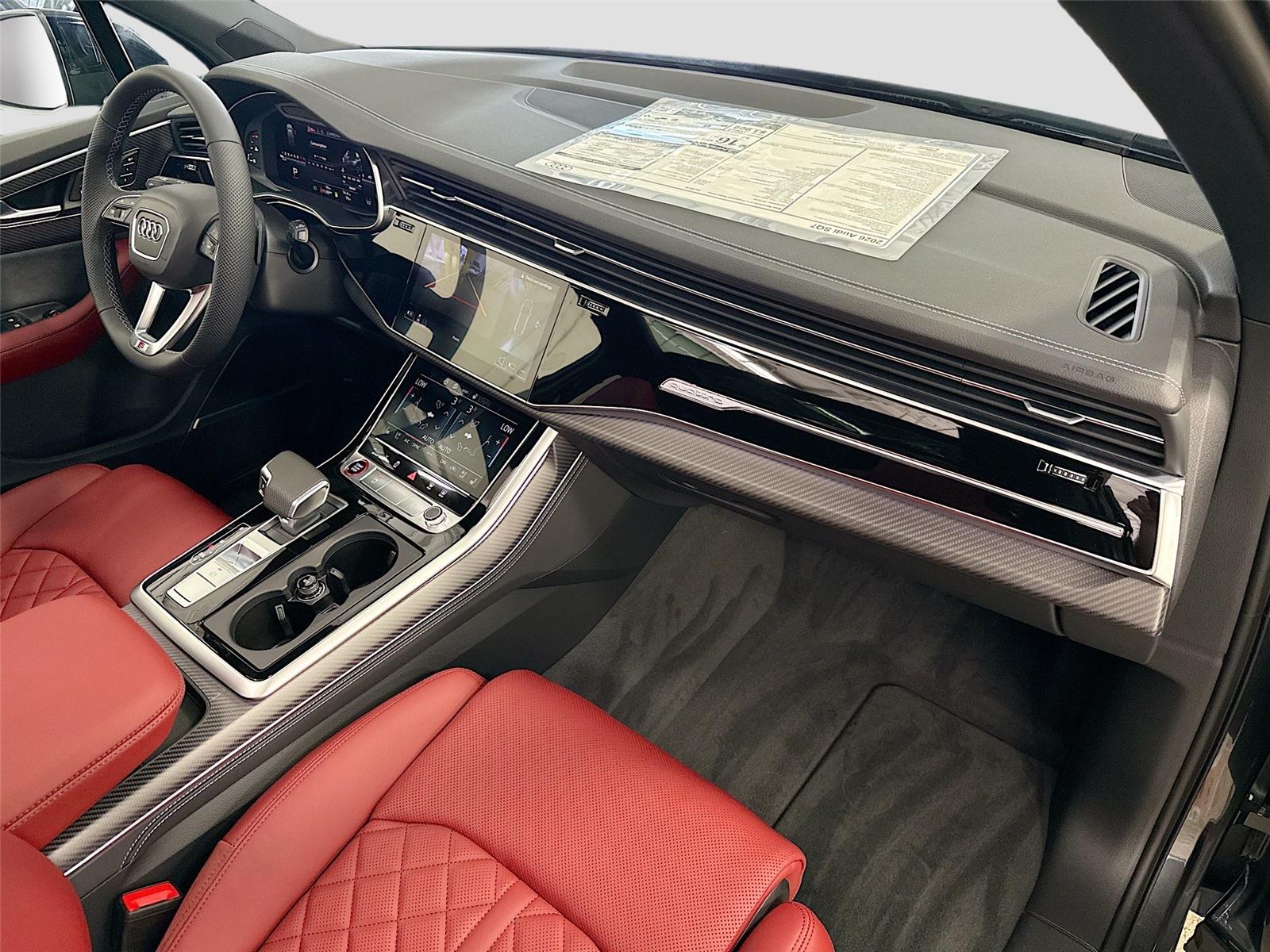 2026 Audi SQ7 Premium Plus