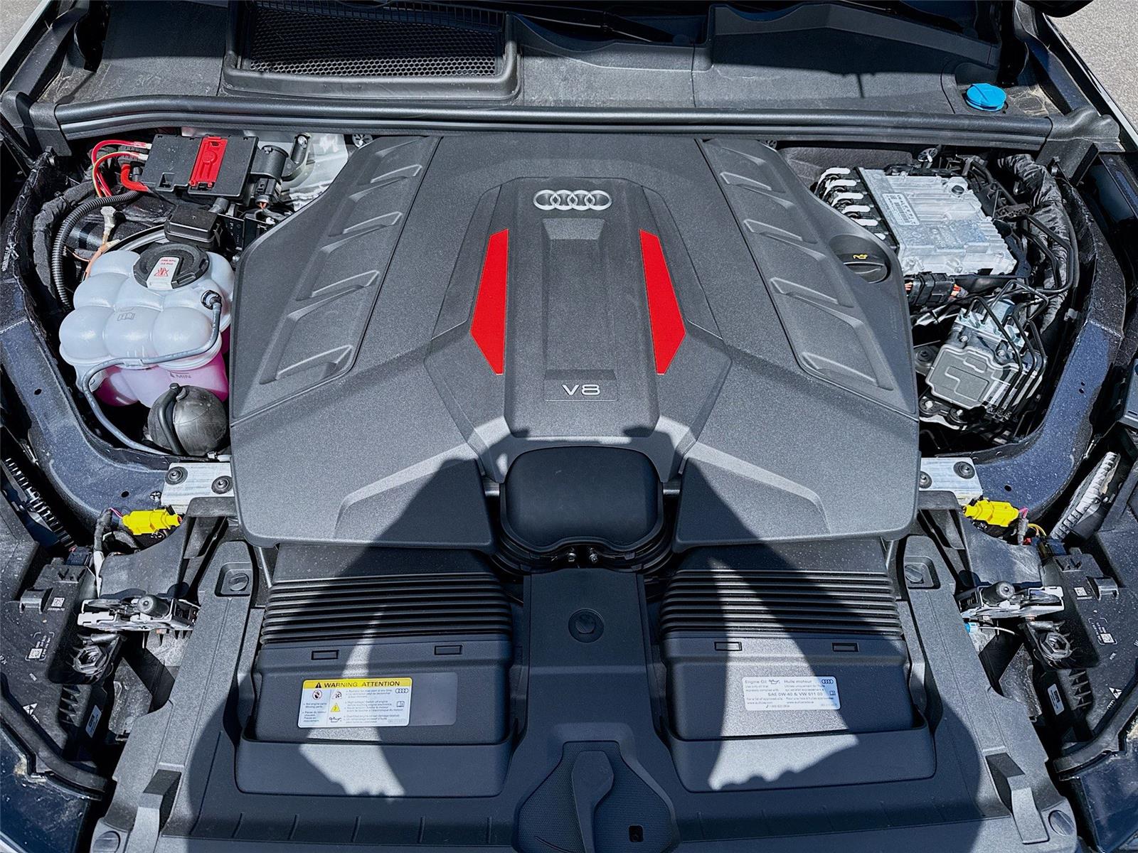 2026 Audi SQ7 Premium Plus