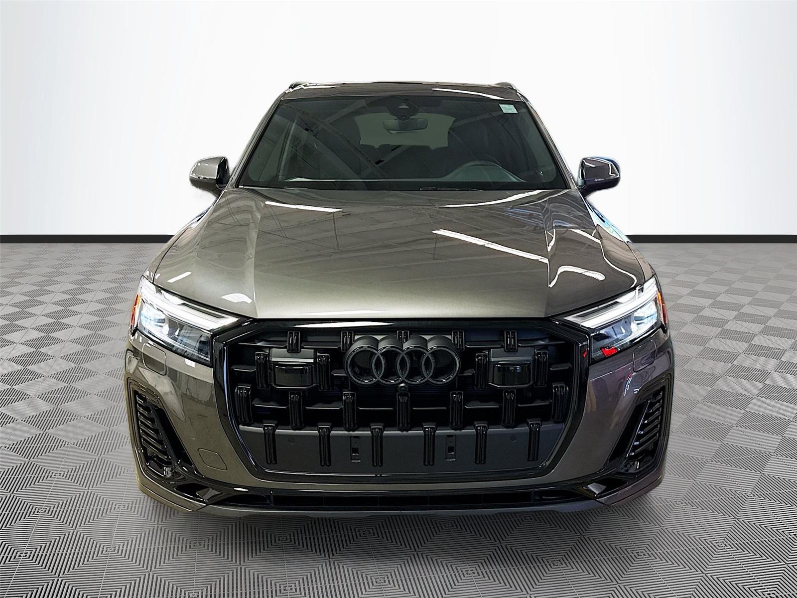 2026 Audi Q7 Premium Plus