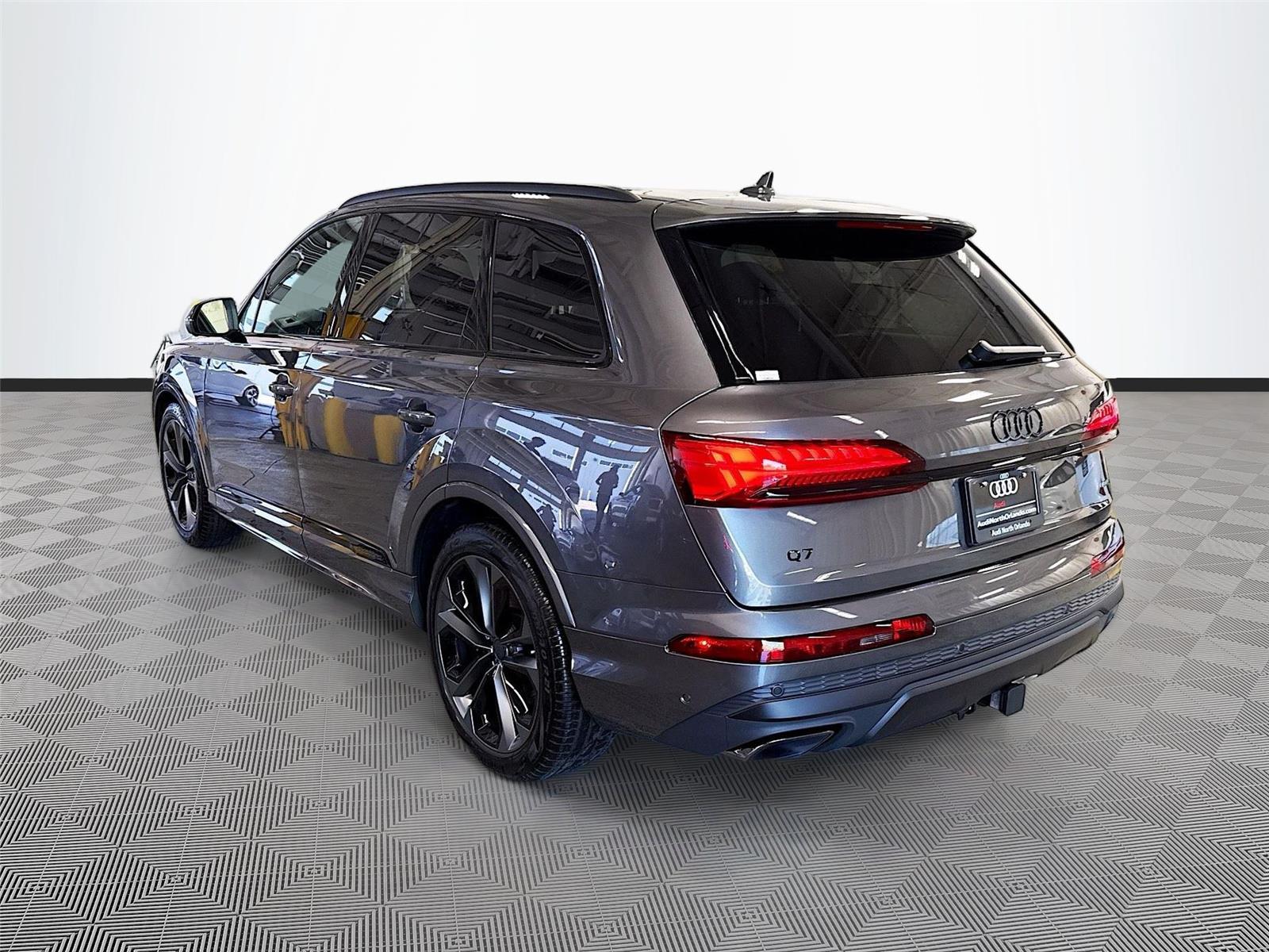 2026 Audi Q7 Premium Plus