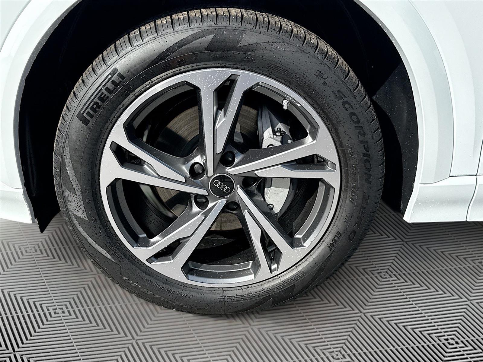 2027 Audi Q6 e-tron Premium Plus