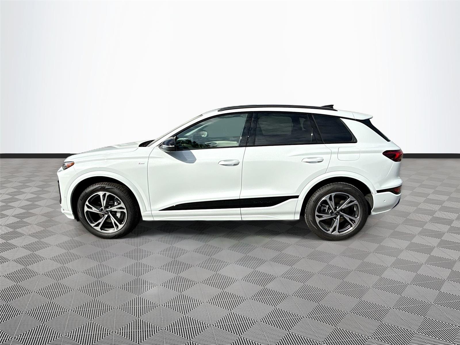 2027 Audi Q6 e-tron Premium Plus