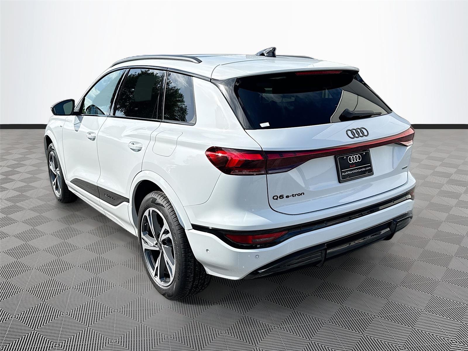 2027 Audi Q6 e-tron Premium Plus