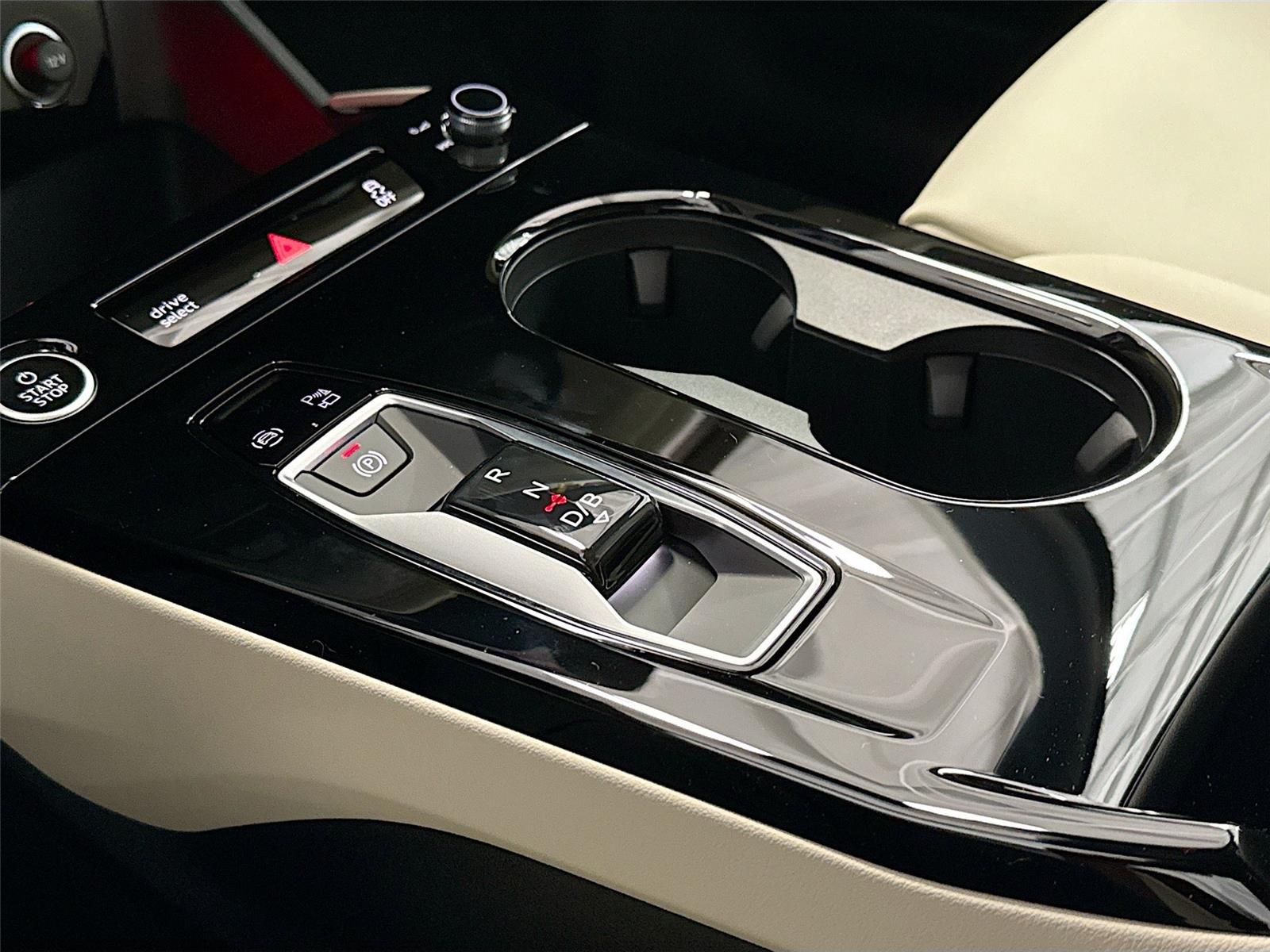 2027 Audi Q6 e-tron Premium Plus