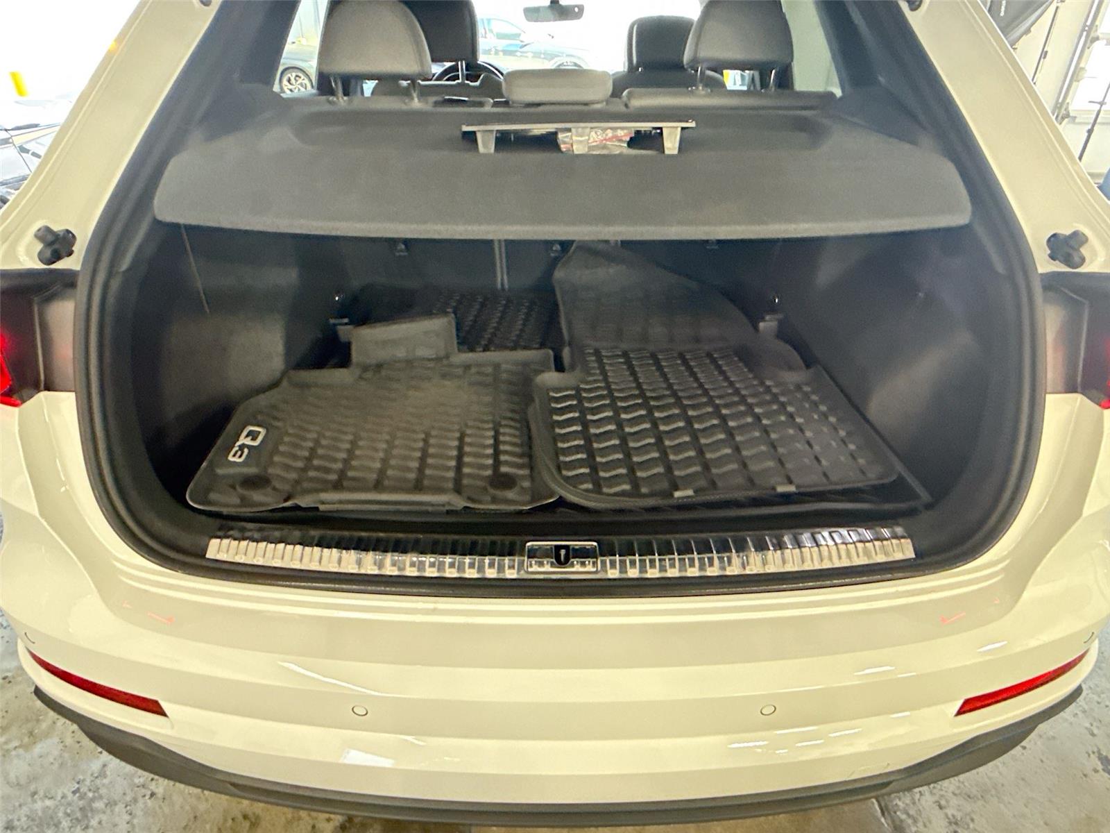 2024 Audi Q3 S line Premium Plus
