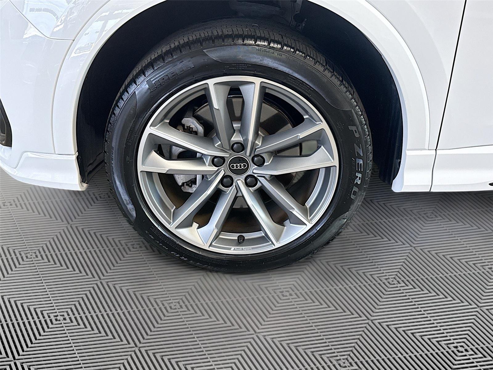 2024 Audi Q3 S line Premium Plus