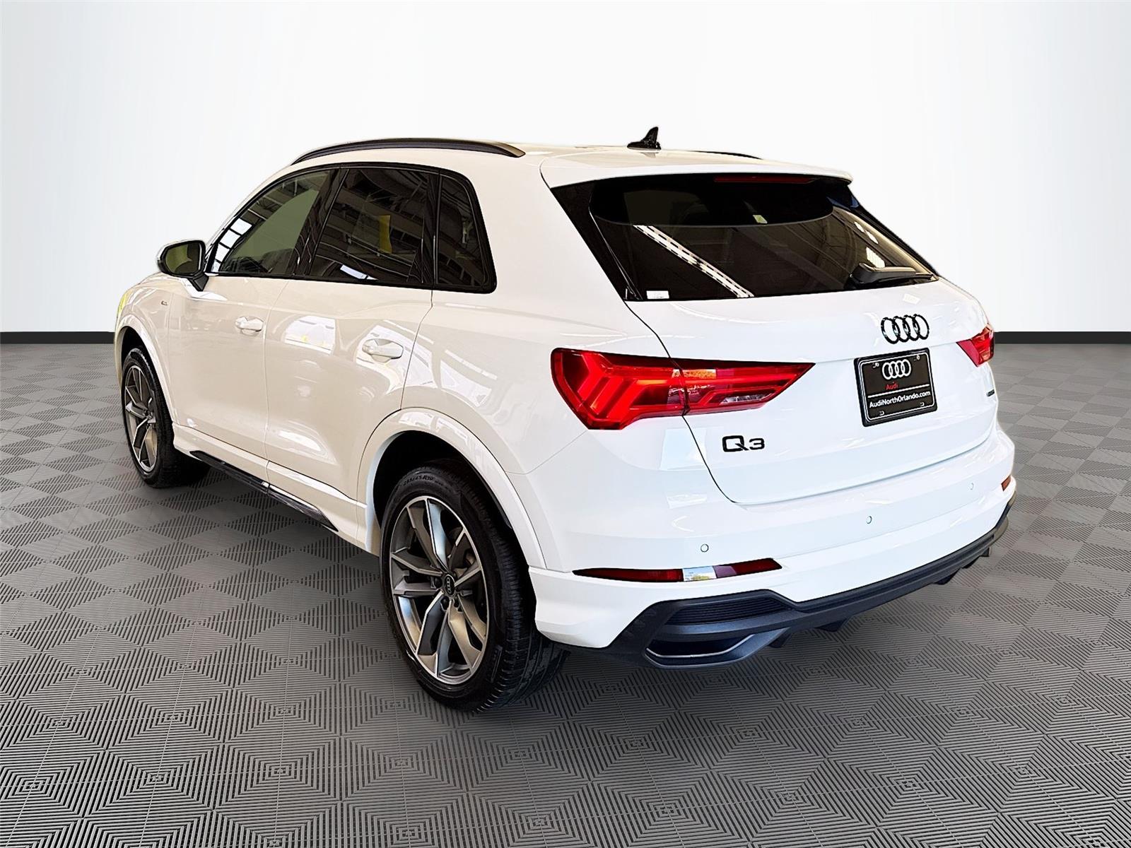 2024 Audi Q3 S line Premium Plus