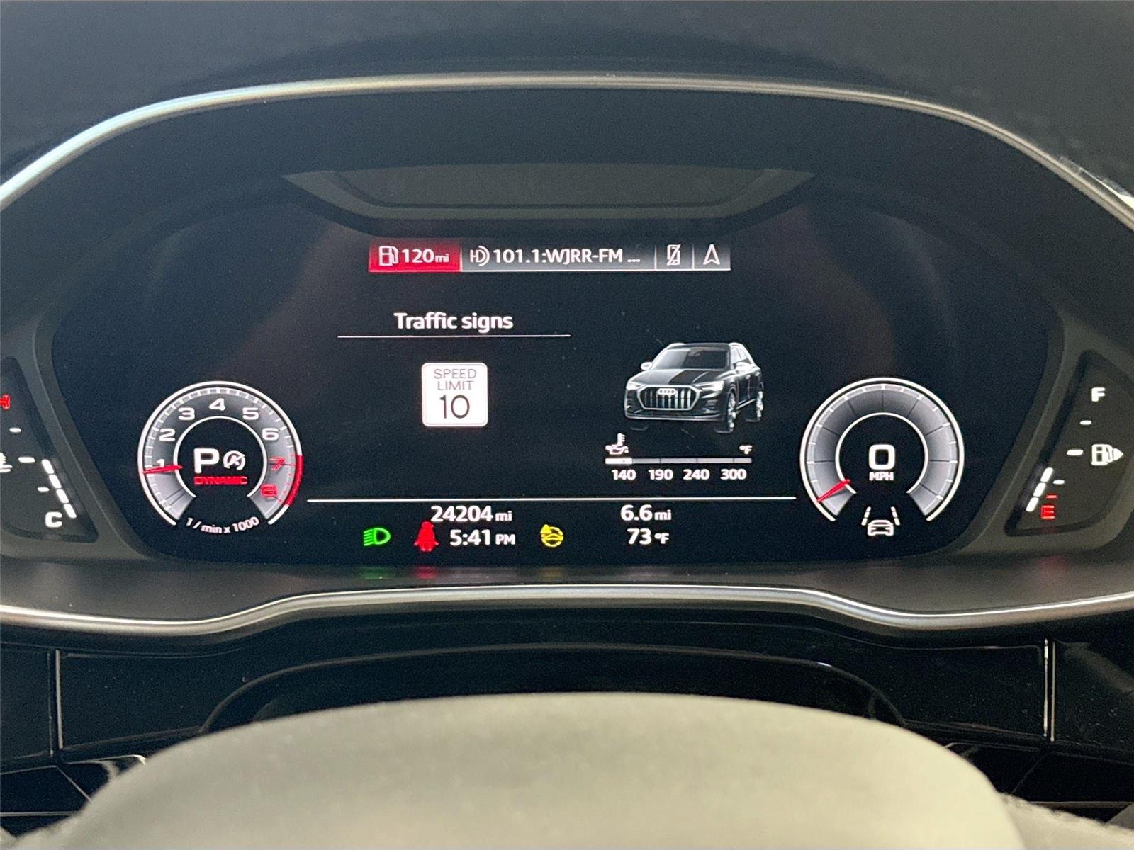 2024 Audi Q3 S line Premium Plus