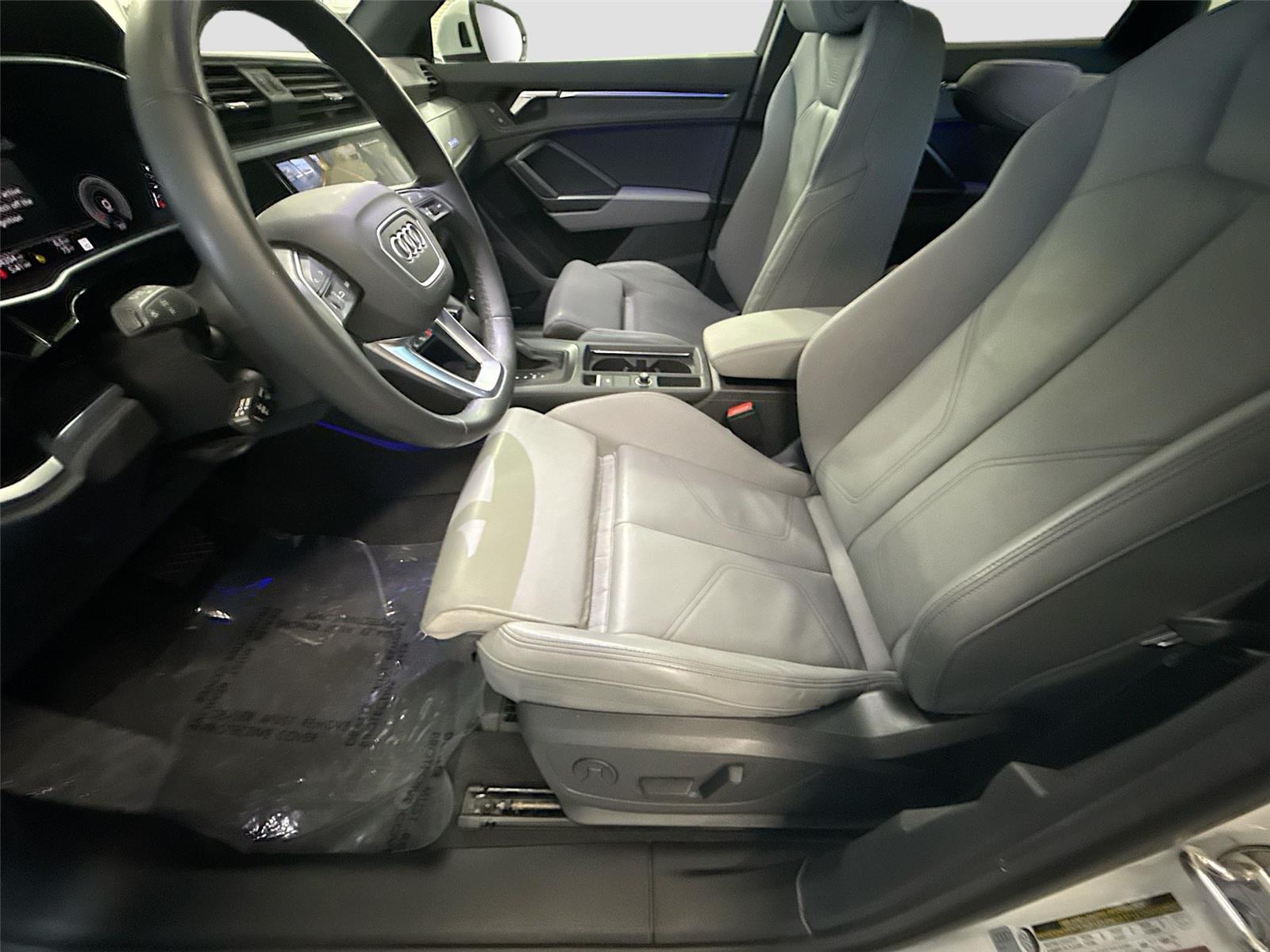 2024 Audi Q3 S line Premium Plus