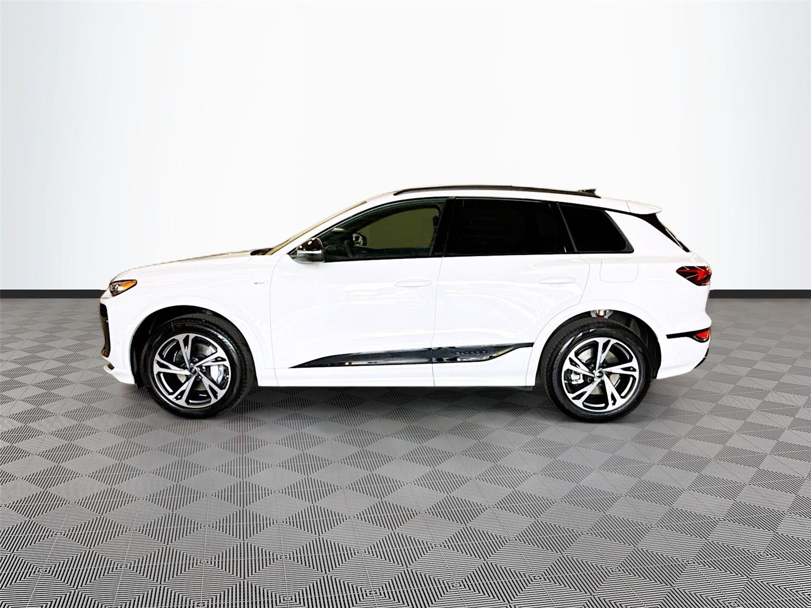 2027 Audi Q6 e-tron Premium Plus
