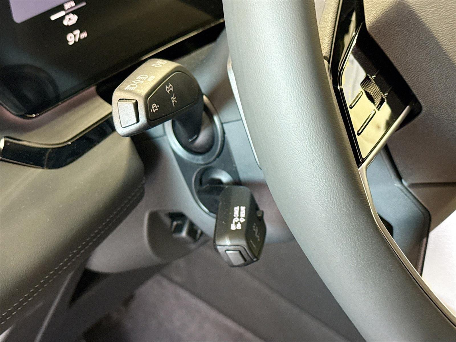 2027 Audi Q6 e-tron Premium Plus