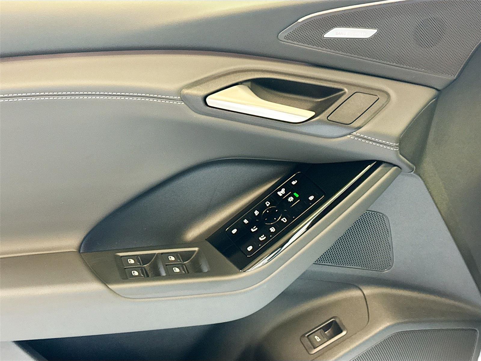 2027 Audi Q6 e-tron Premium Plus