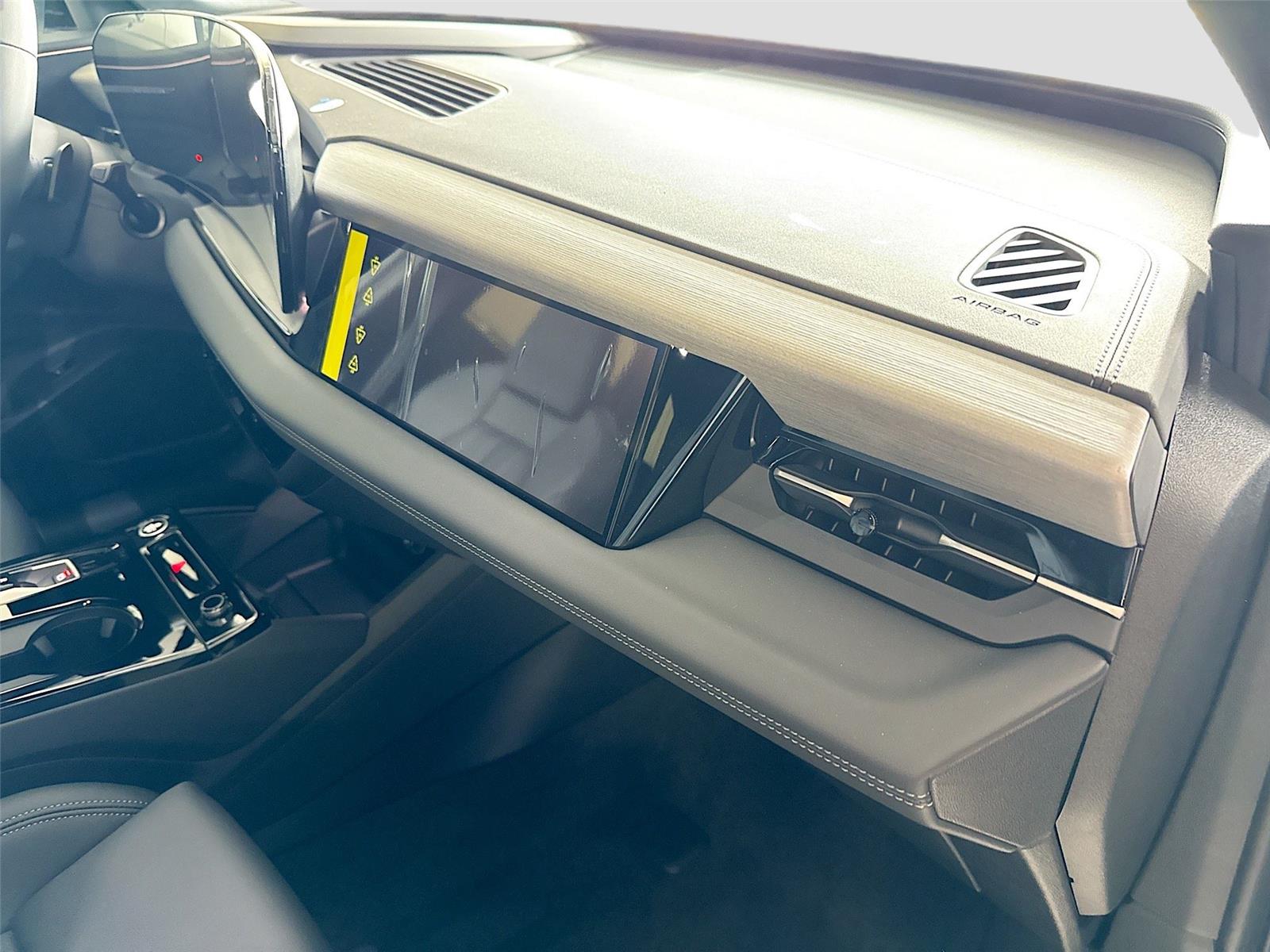 2027 Audi Q6 e-tron Premium Plus