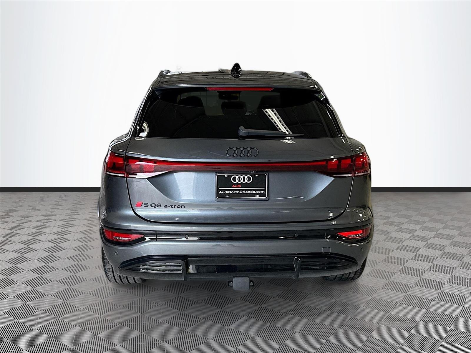2027 Audi SQ6 e-tron Prestige