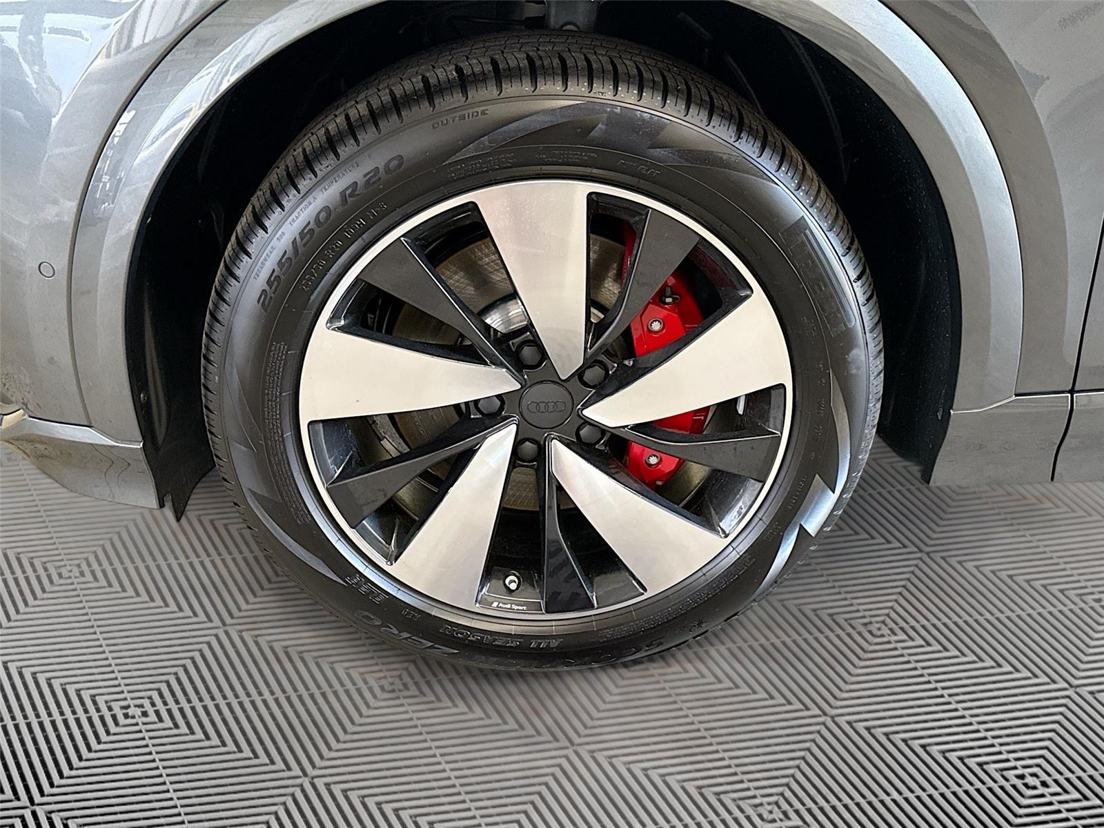 2027 Audi SQ6 e-tron Prestige
