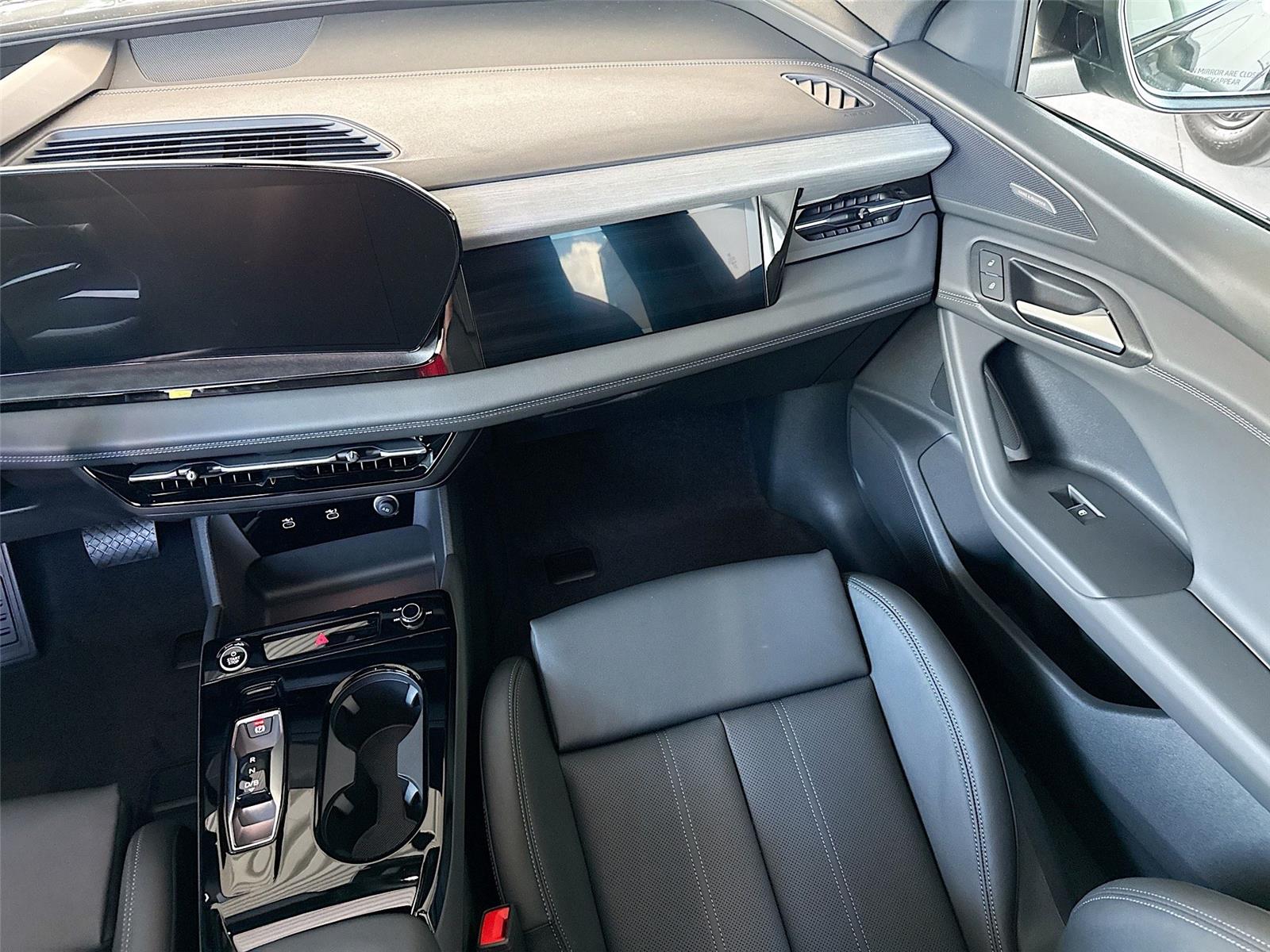 2027 Audi Q6 e-tron Prestige