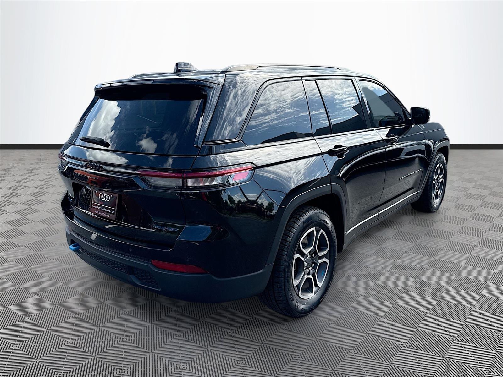 2022 Jeep Grand Cherokee 4xe Trailhawk