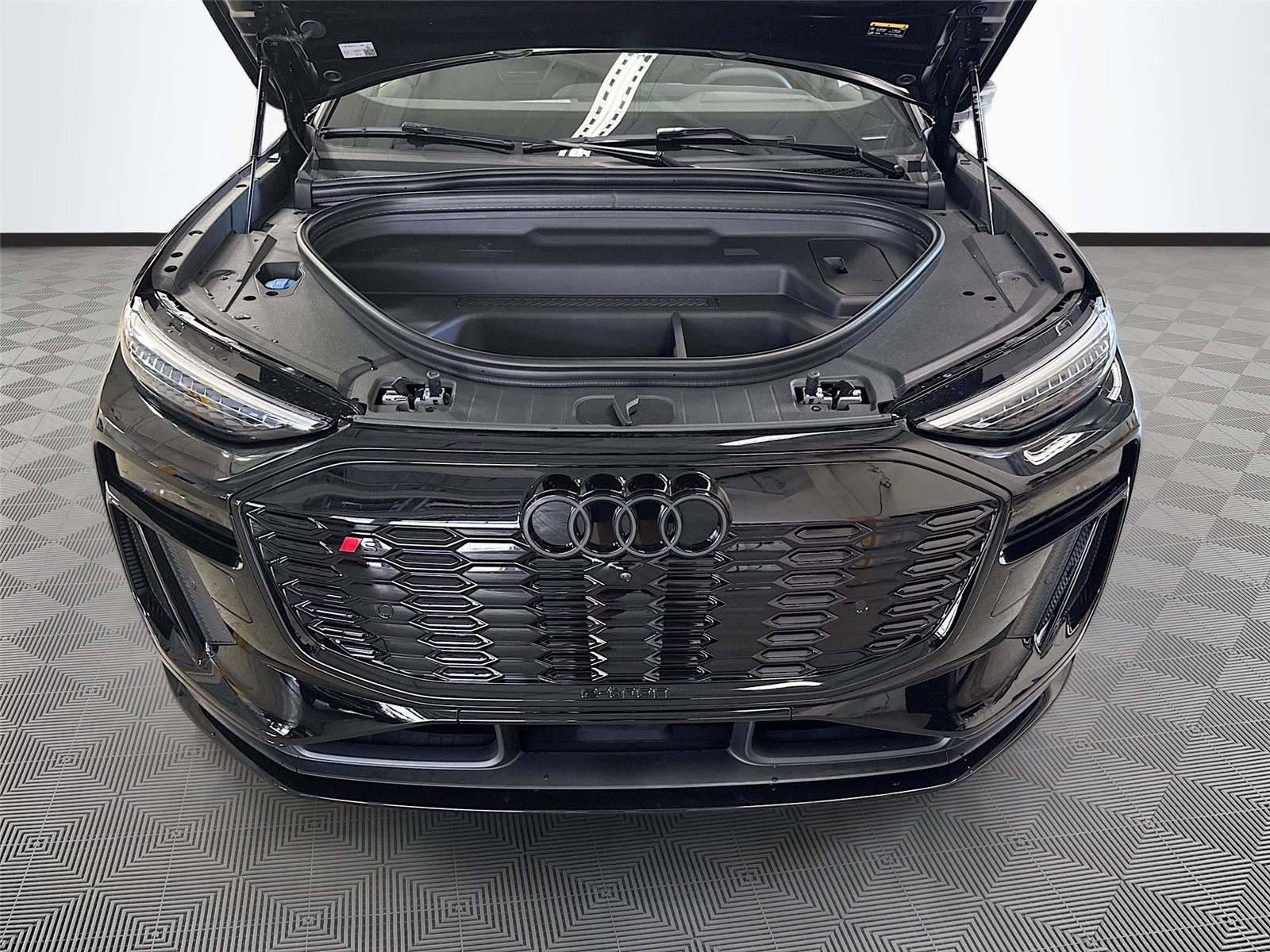 2027 Audi SQ6 e-tron Prestige
