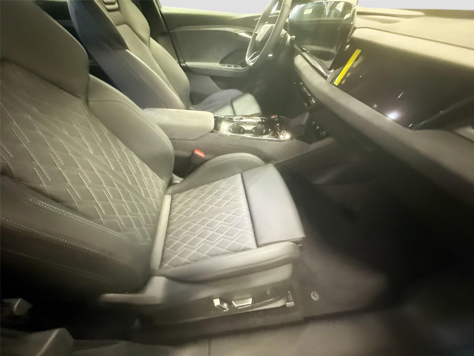 2027 Audi SQ6 e-tron Prestige