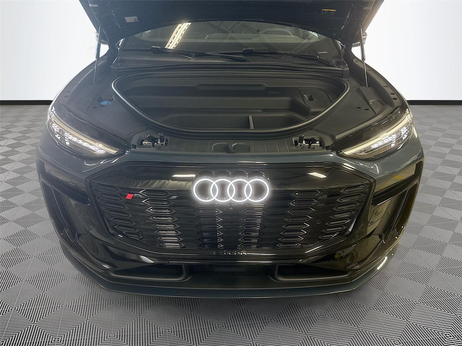 2027 Audi SQ6 e-tron Prestige
