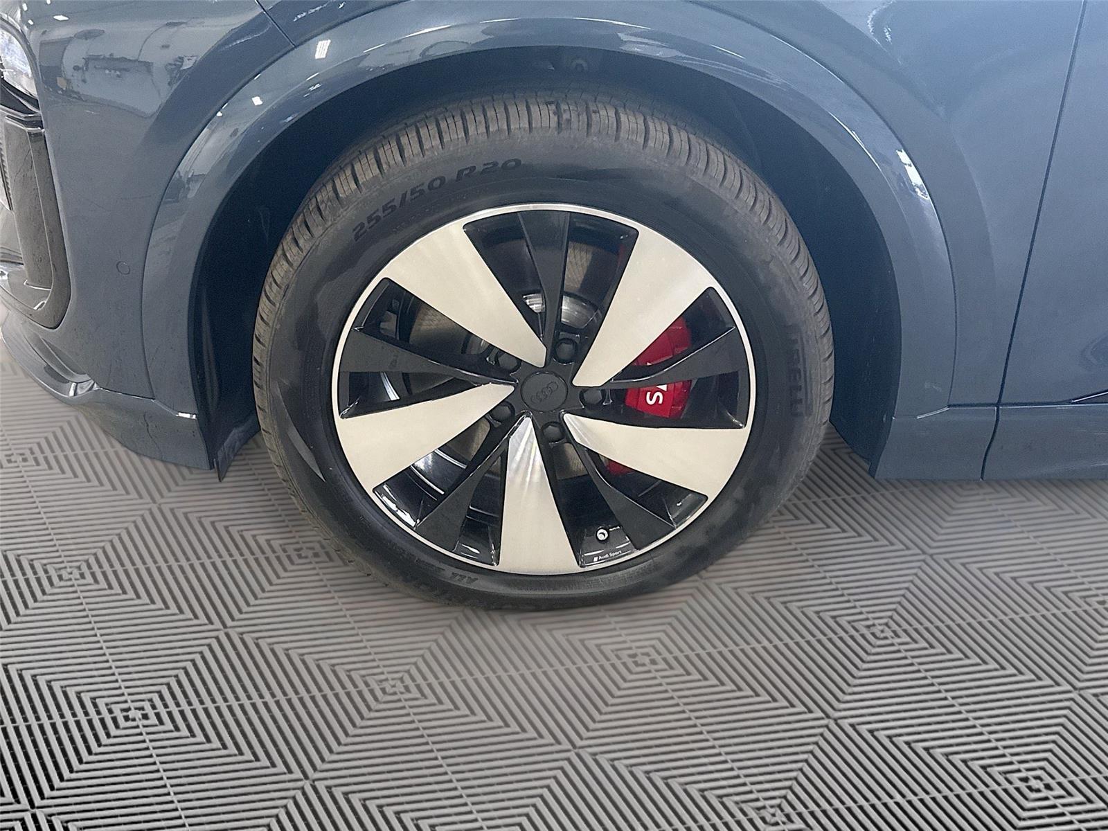 2027 Audi SQ6 e-tron Prestige