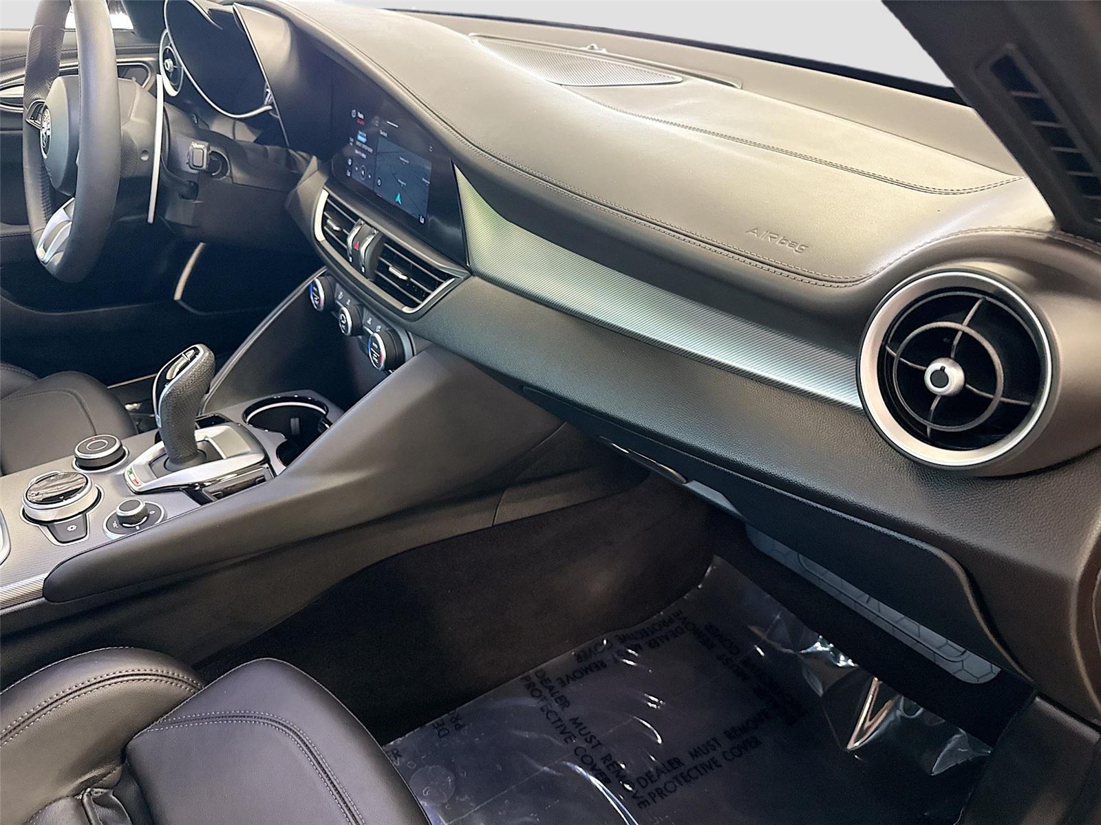 2023 Alfa Romeo Giulia Veloce
