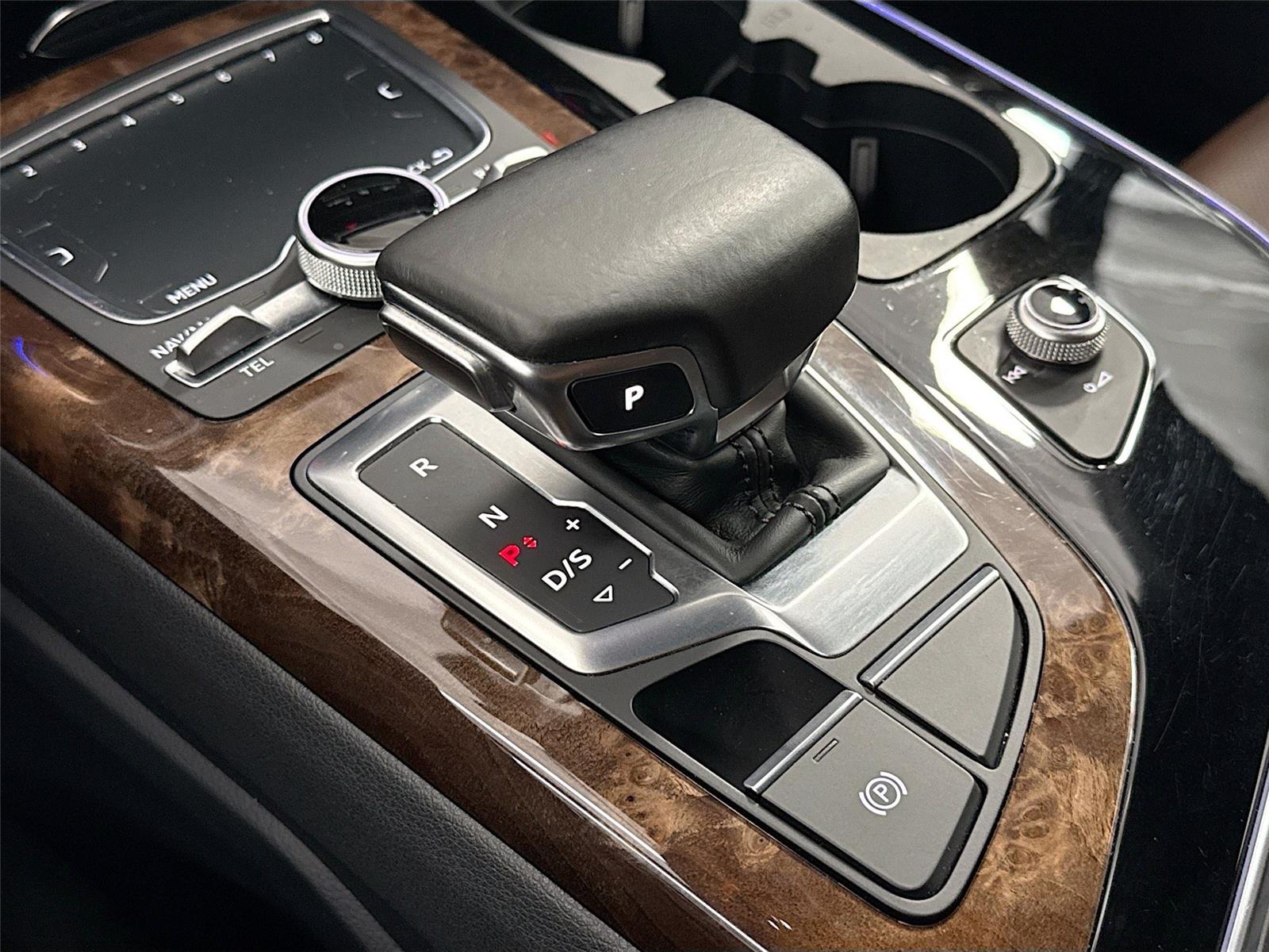 2017 AUDI Q7