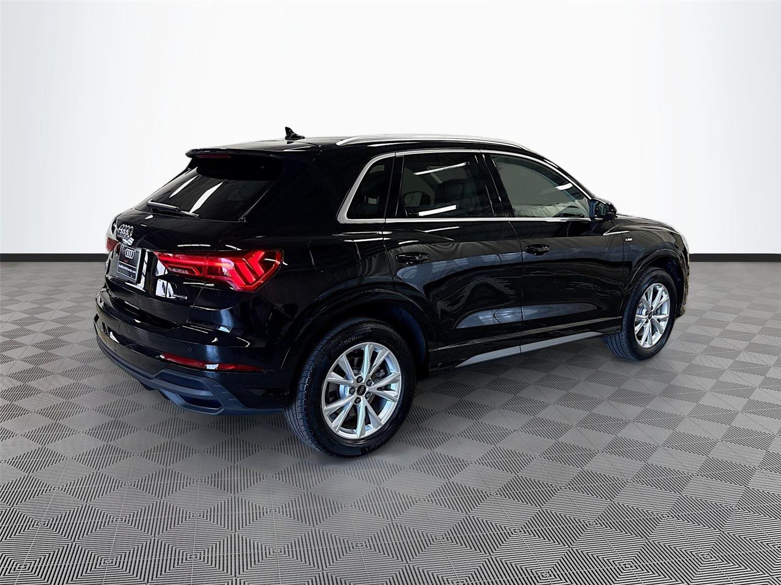 2025 Audi Q3 S line Premium Plus