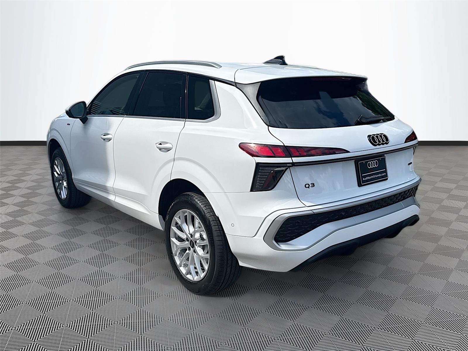 2026 Audi Q3 S line