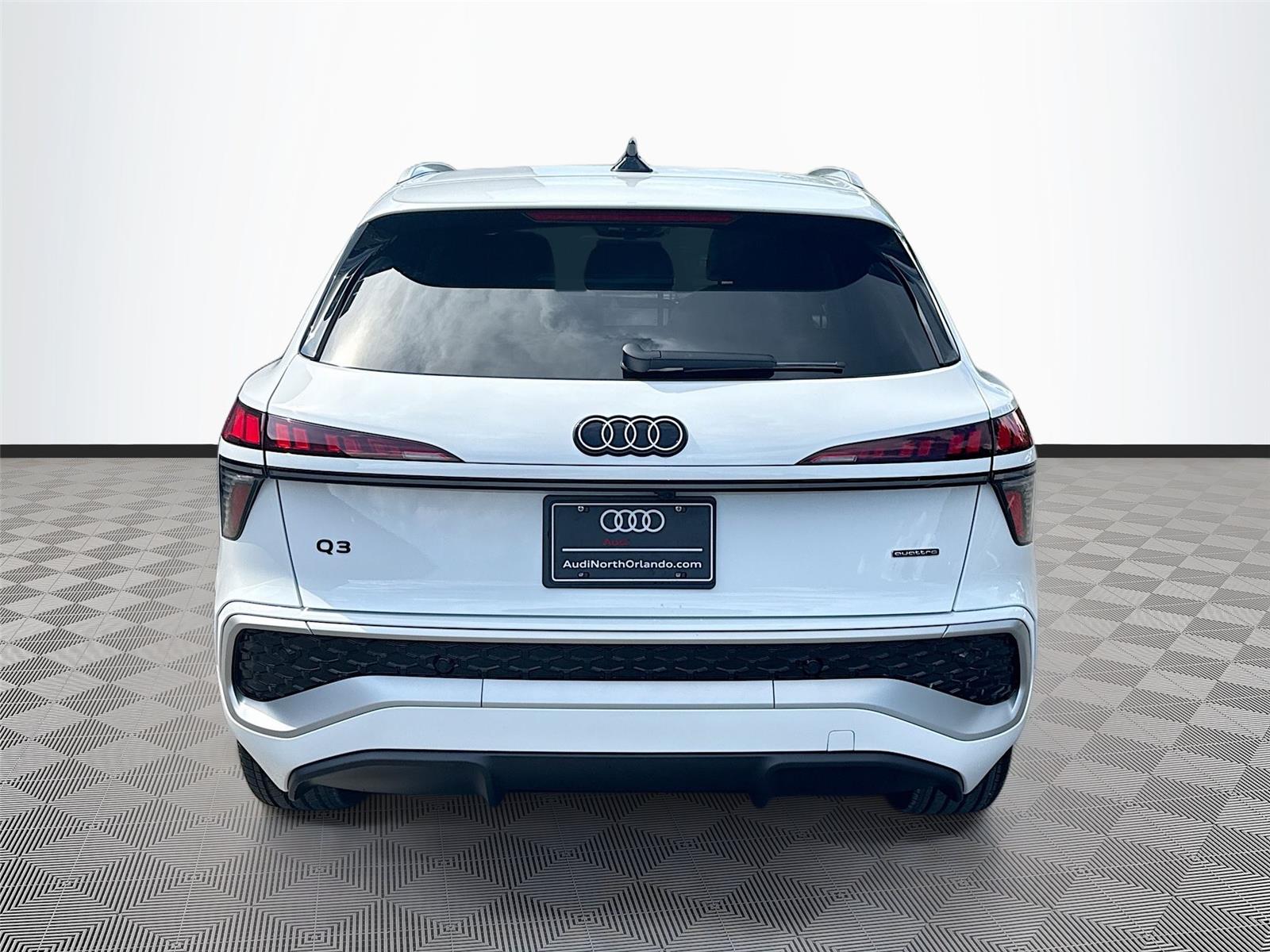 2026 Audi Q3 S line