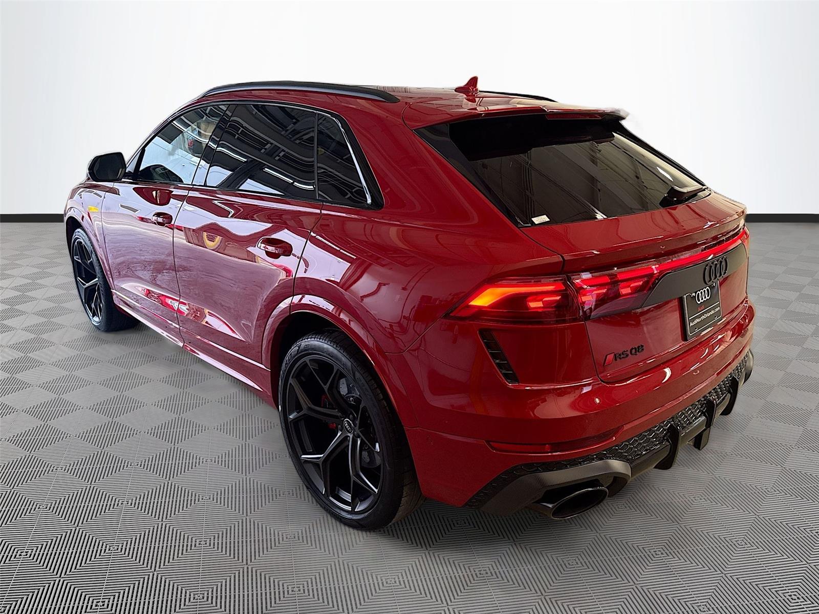 2026 Audi RS Q8 performance
