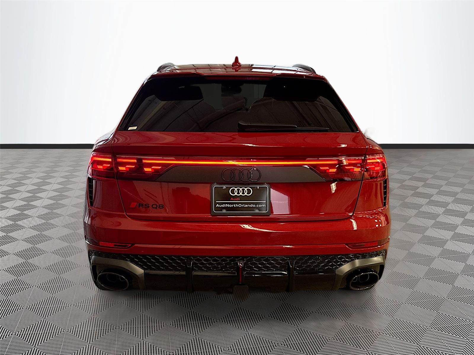 2026 Audi RS Q8 performance