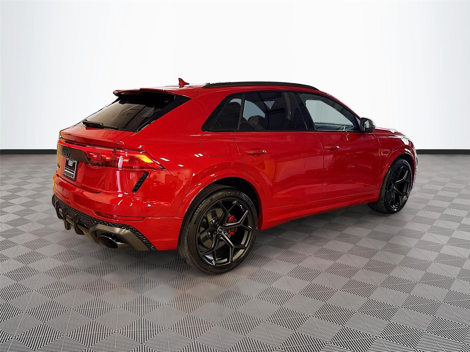2026 Audi RS Q8 performance