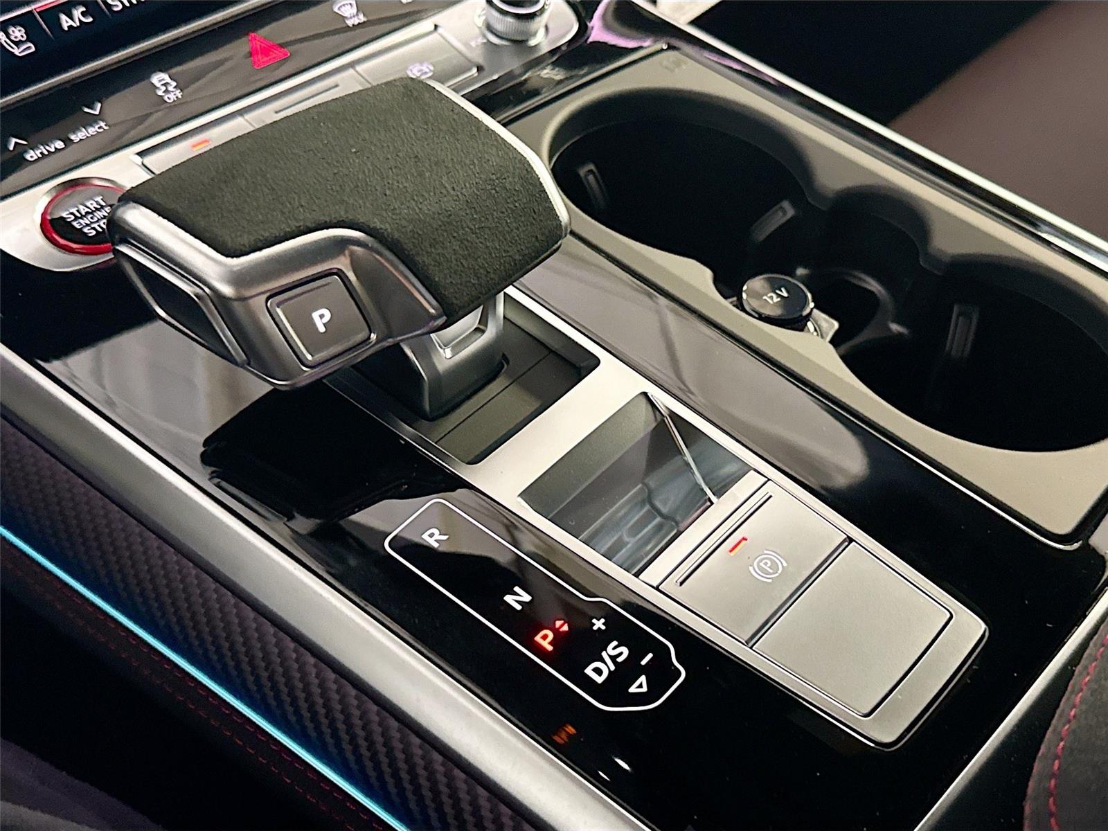 2026 Audi RS Q8 performance