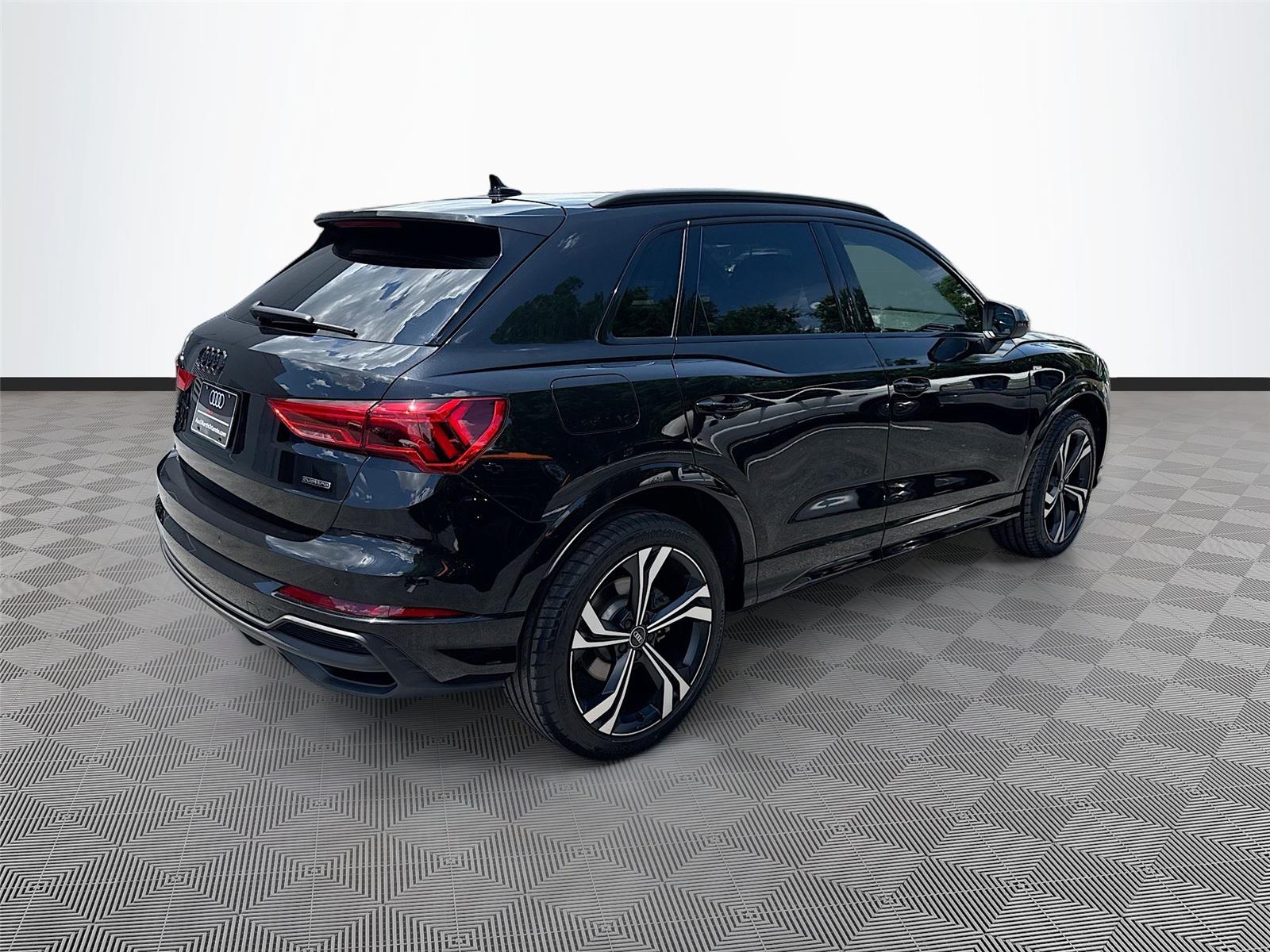 2023 Audi Q3 S line Premium Plus