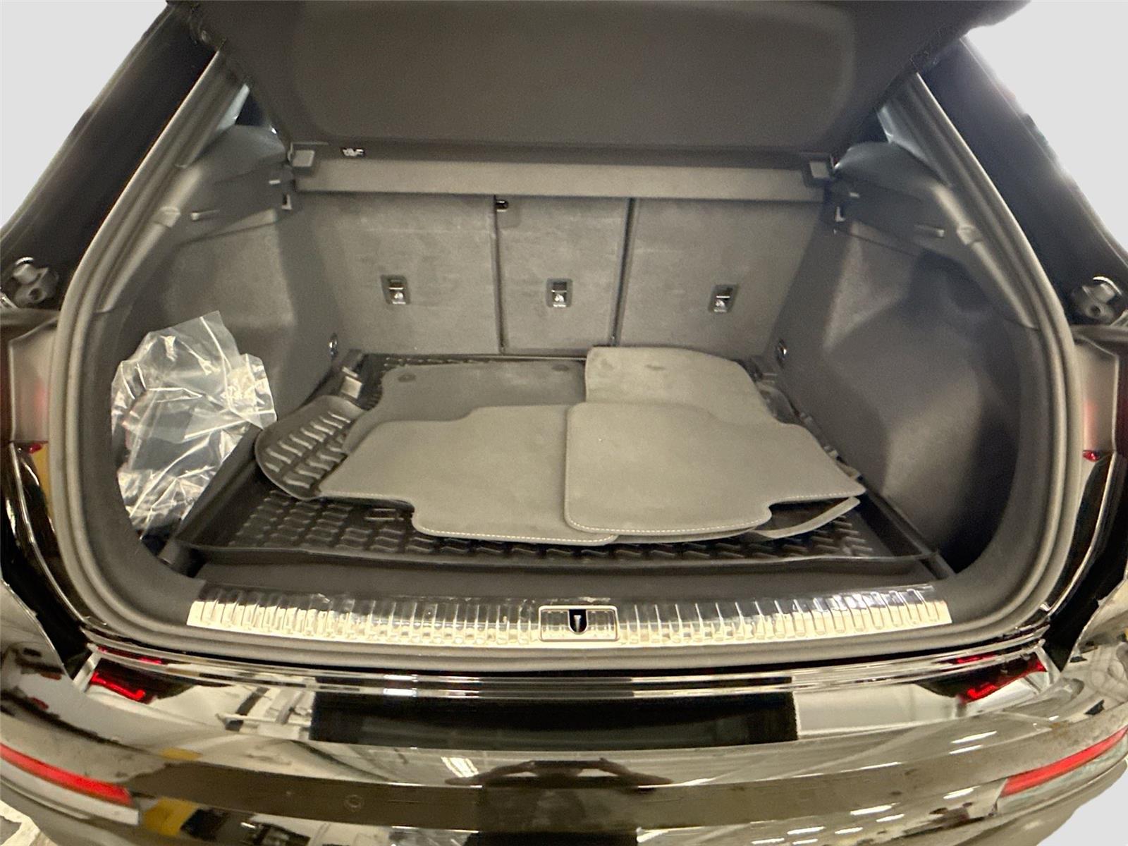 2023 Audi Q3 S line Premium Plus