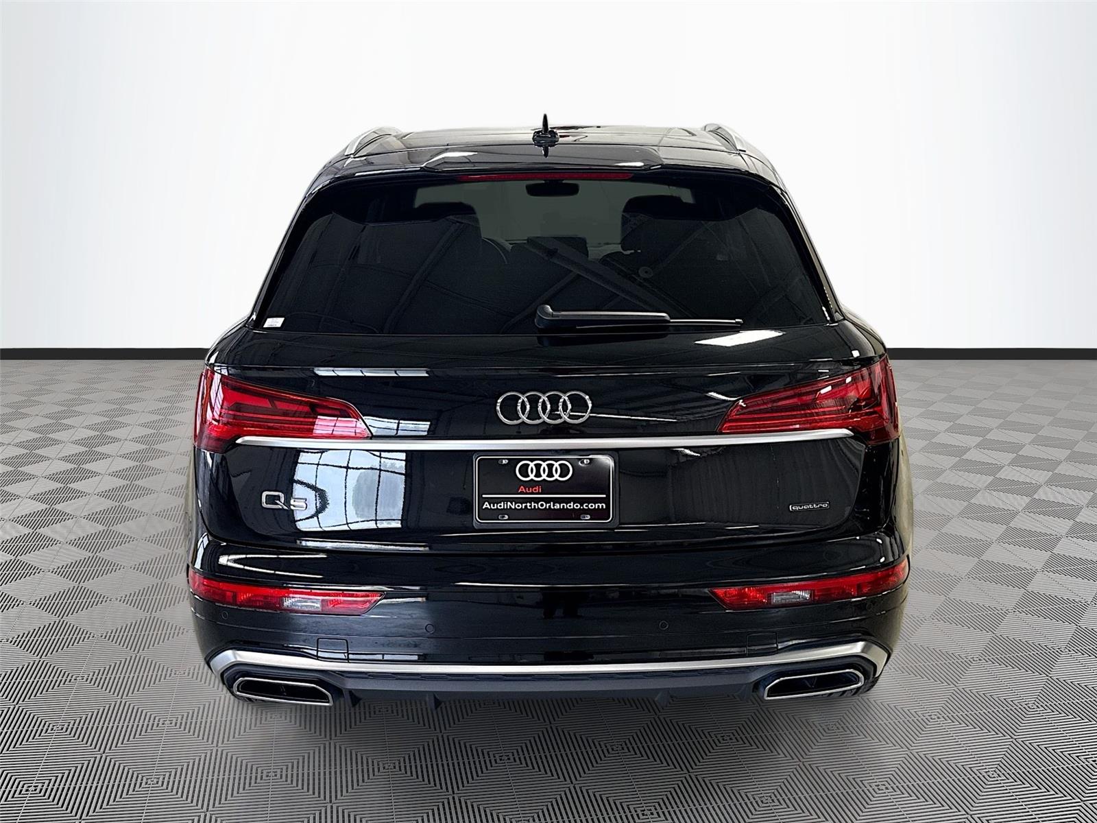 2024 Audi Q5 S line Premium