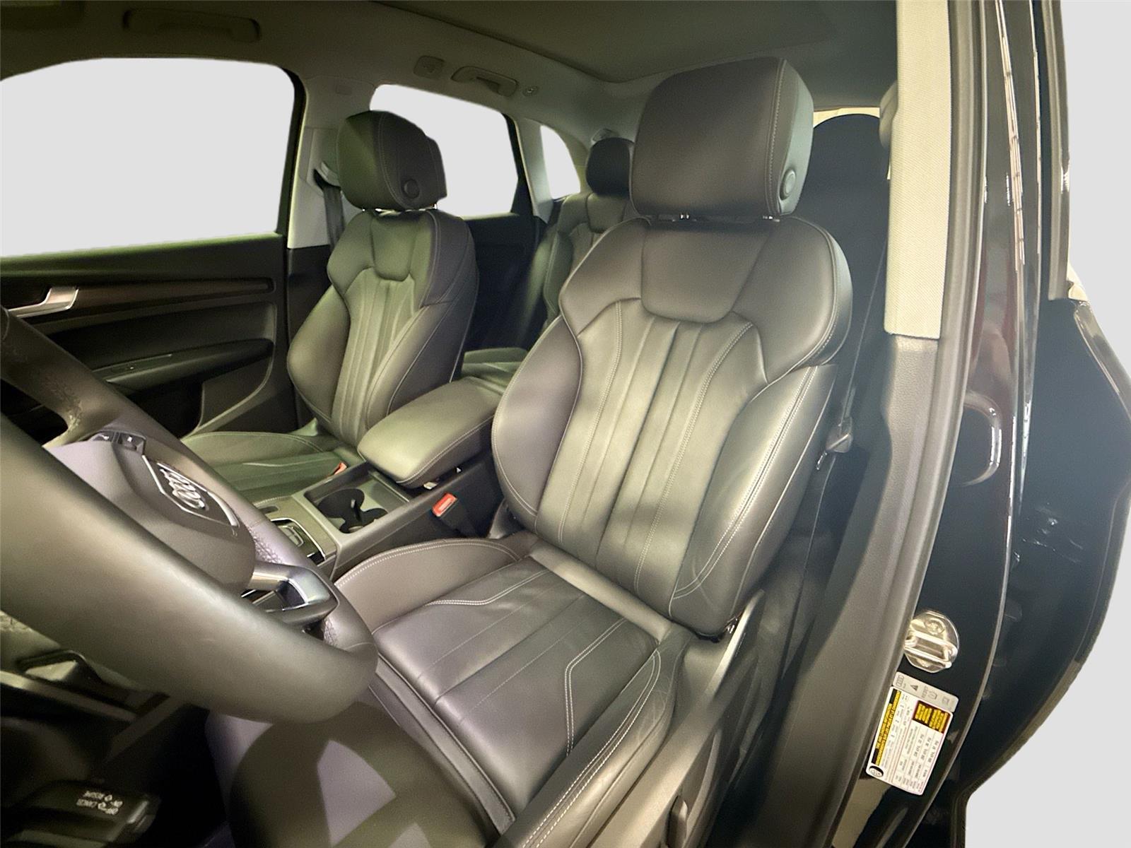 2024 Audi Q5 S line Premium