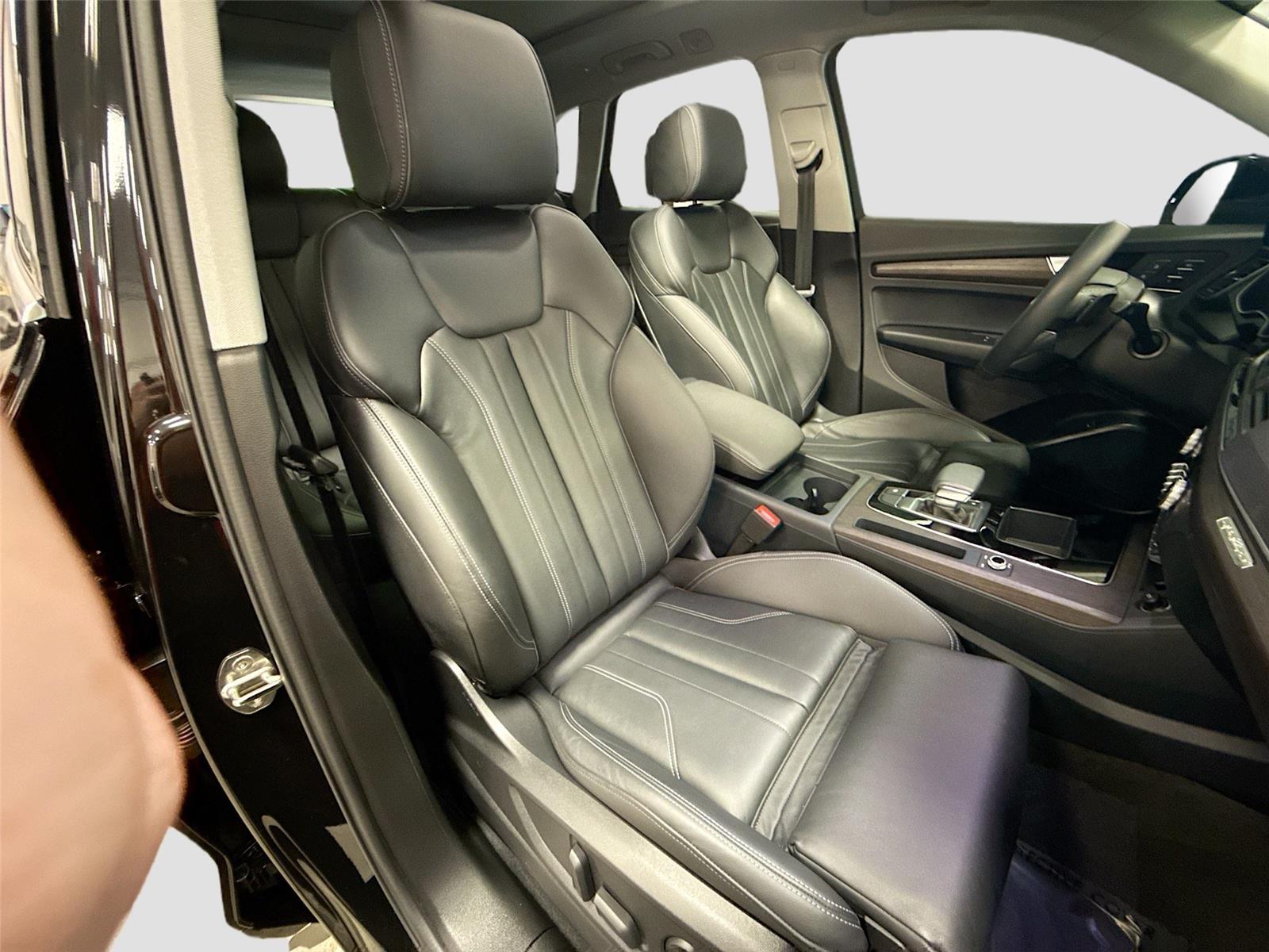 2024 Audi Q5 S line Premium