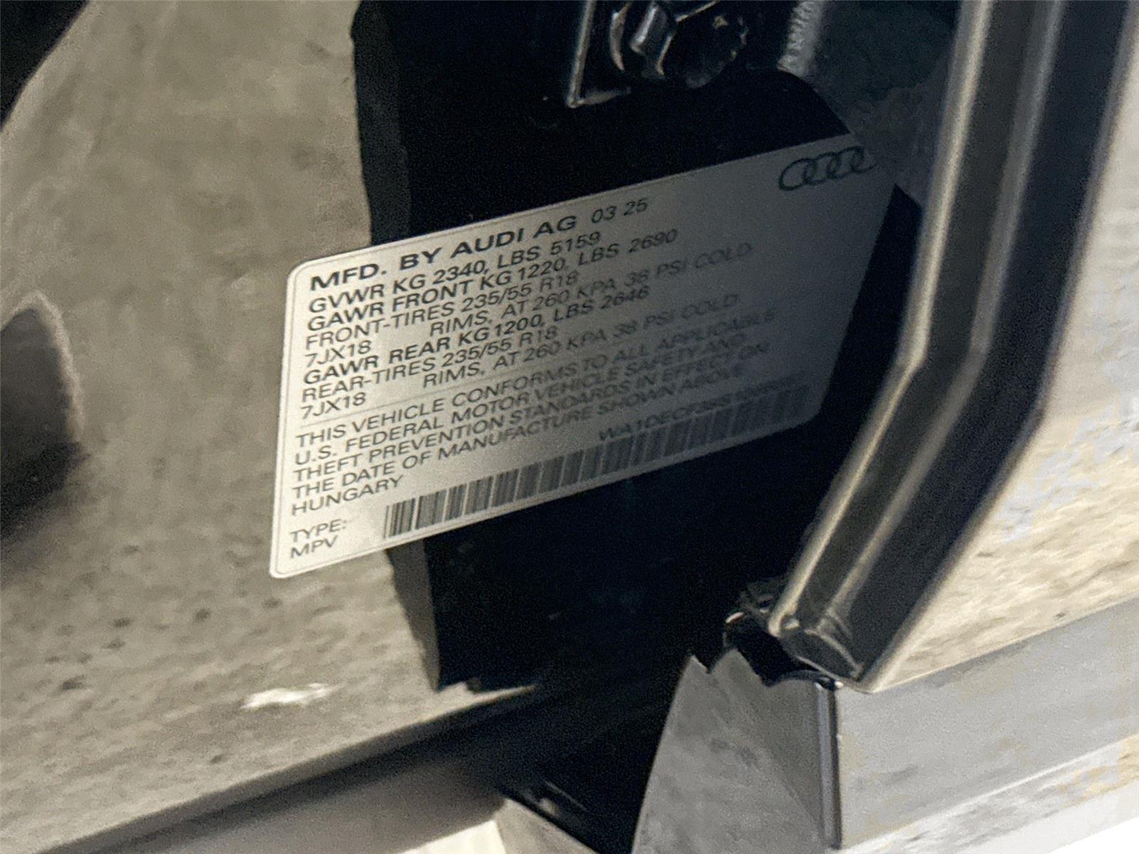 2025 Audi Q3 S line Premium