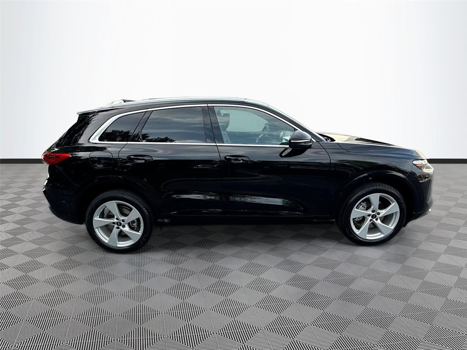 2026 Audi Q5 Premium Plus