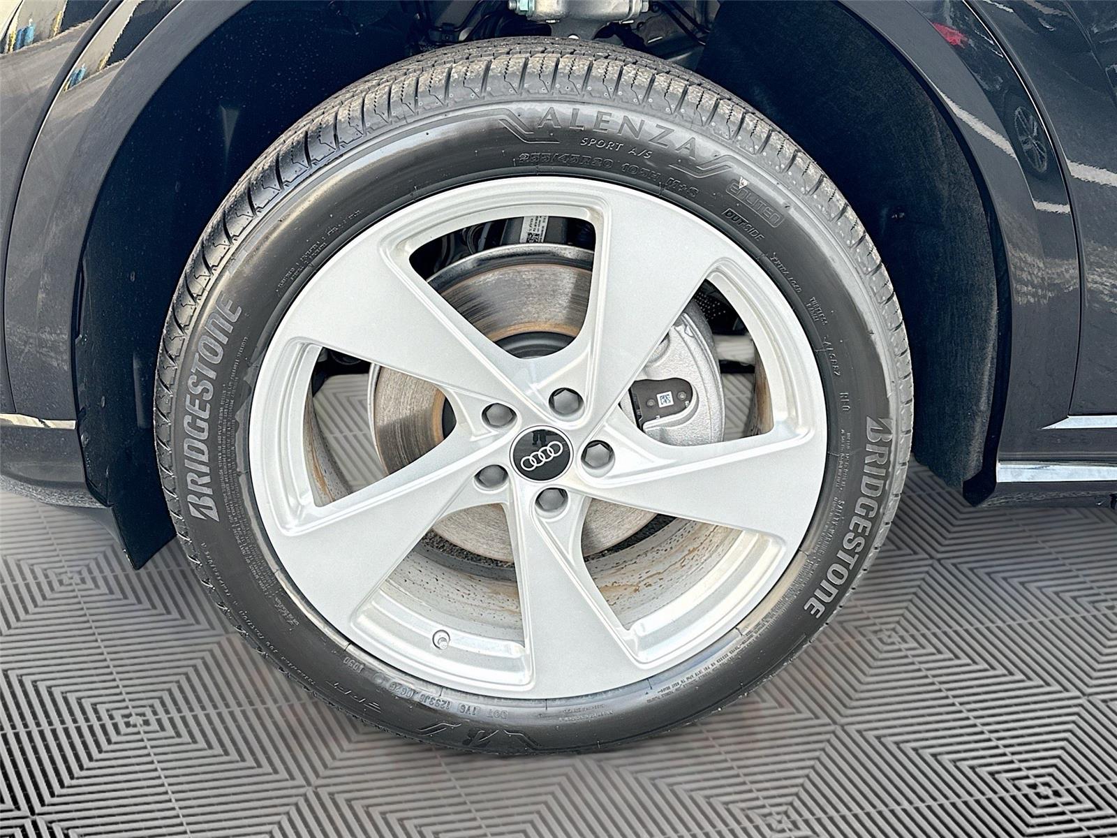 2026 Audi Q5 Premium Plus