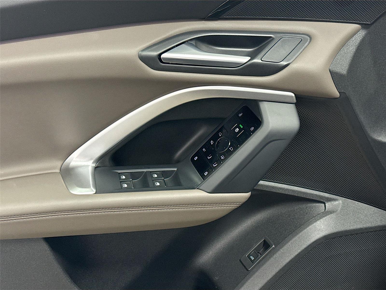 2025 AUDI Q5 PREMIUM