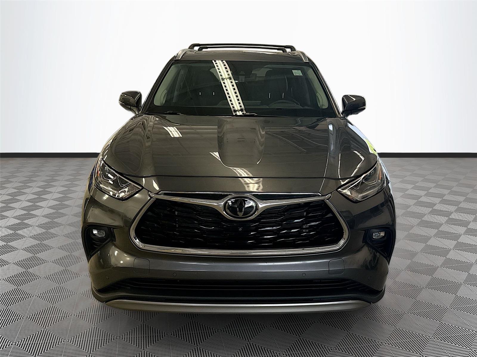 2024 Toyota Highlander Platinum