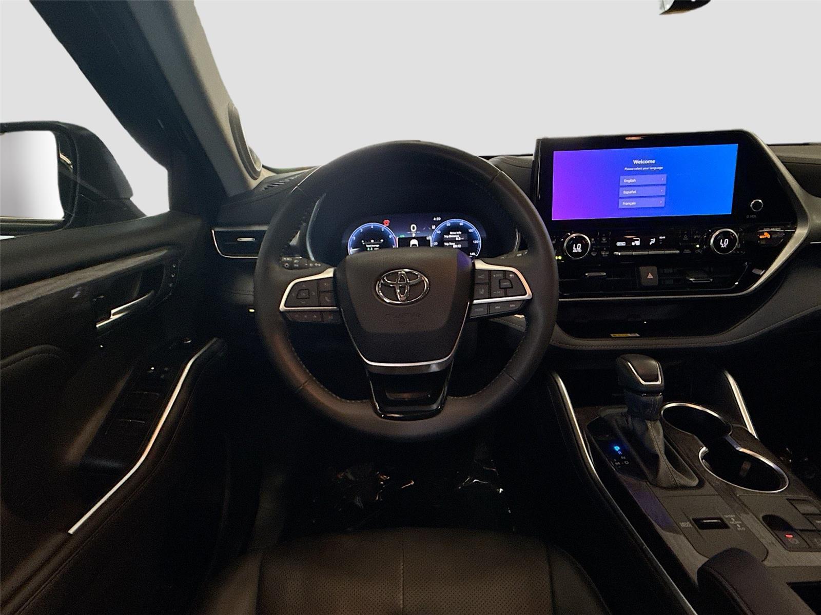 2024 Toyota Highlander Platinum
