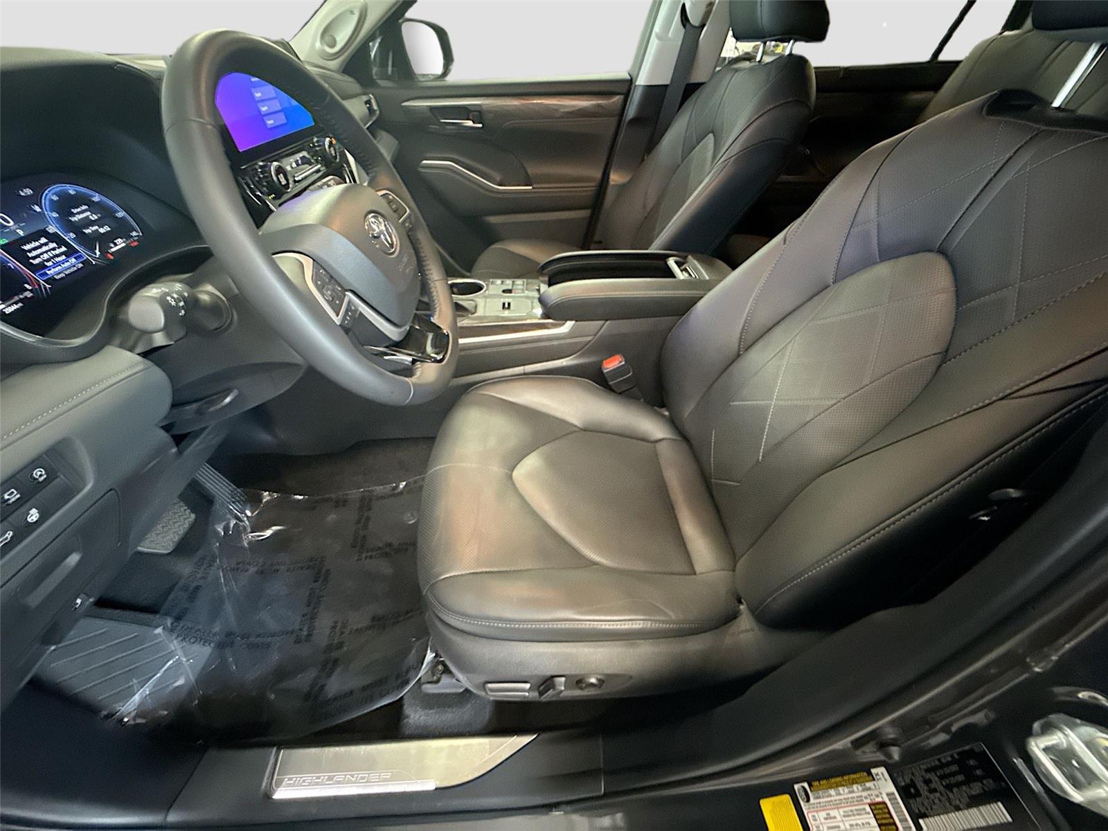 2024 Toyota Highlander Platinum